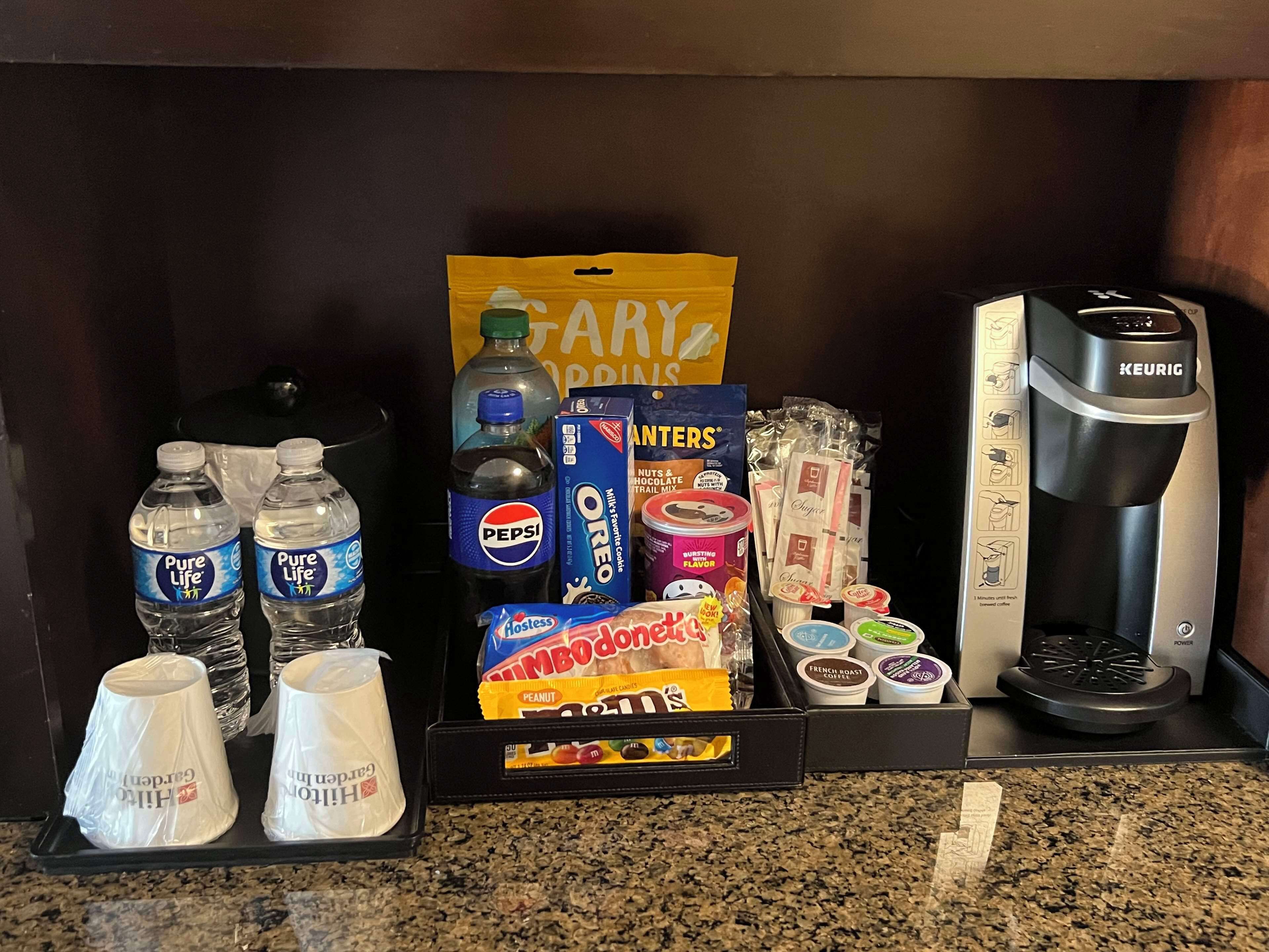 room, 1 king bed (drink & snacks) | premium bedding, in-room safe, desk, laptop workspace