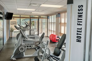 Fitness facility - Hampton Inn Detroit/Roseville (Clinton Township)