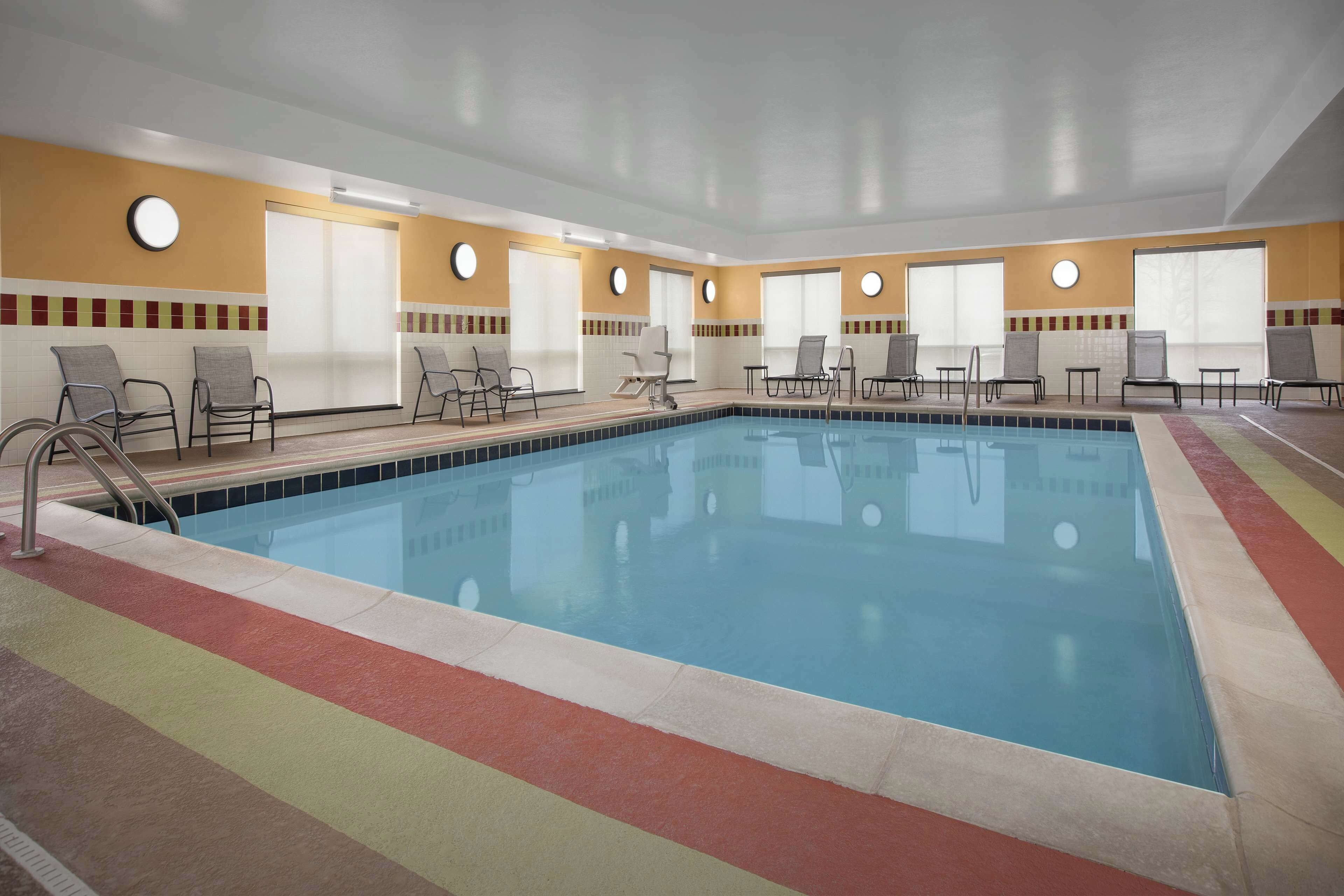 indoor pool, pool loungers