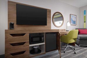 Literie de qualité supérieure, bureau, rideaux occultants