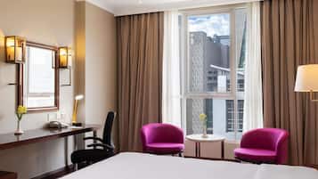 Superior Room, 1 King Bed | Minibar, in-room safe, desk, soundproofing