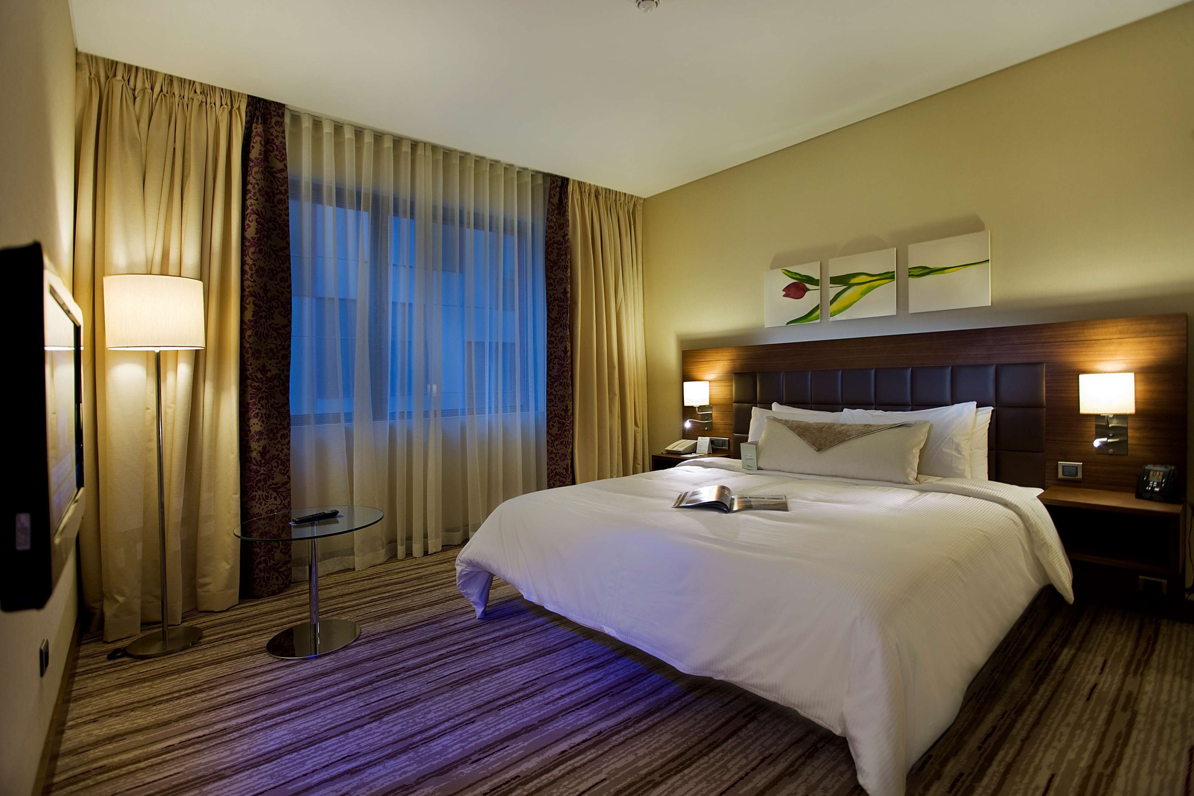 king one bedroom suite | 1 bedroom, premium bedding, in-room safe, desk