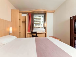 1 bedroom, Egyptian cotton sheets, premium bedding, in-room safe - ibis Paris Issy Les Moulineaux Val de Seine (Issy-les-Moulineaux)