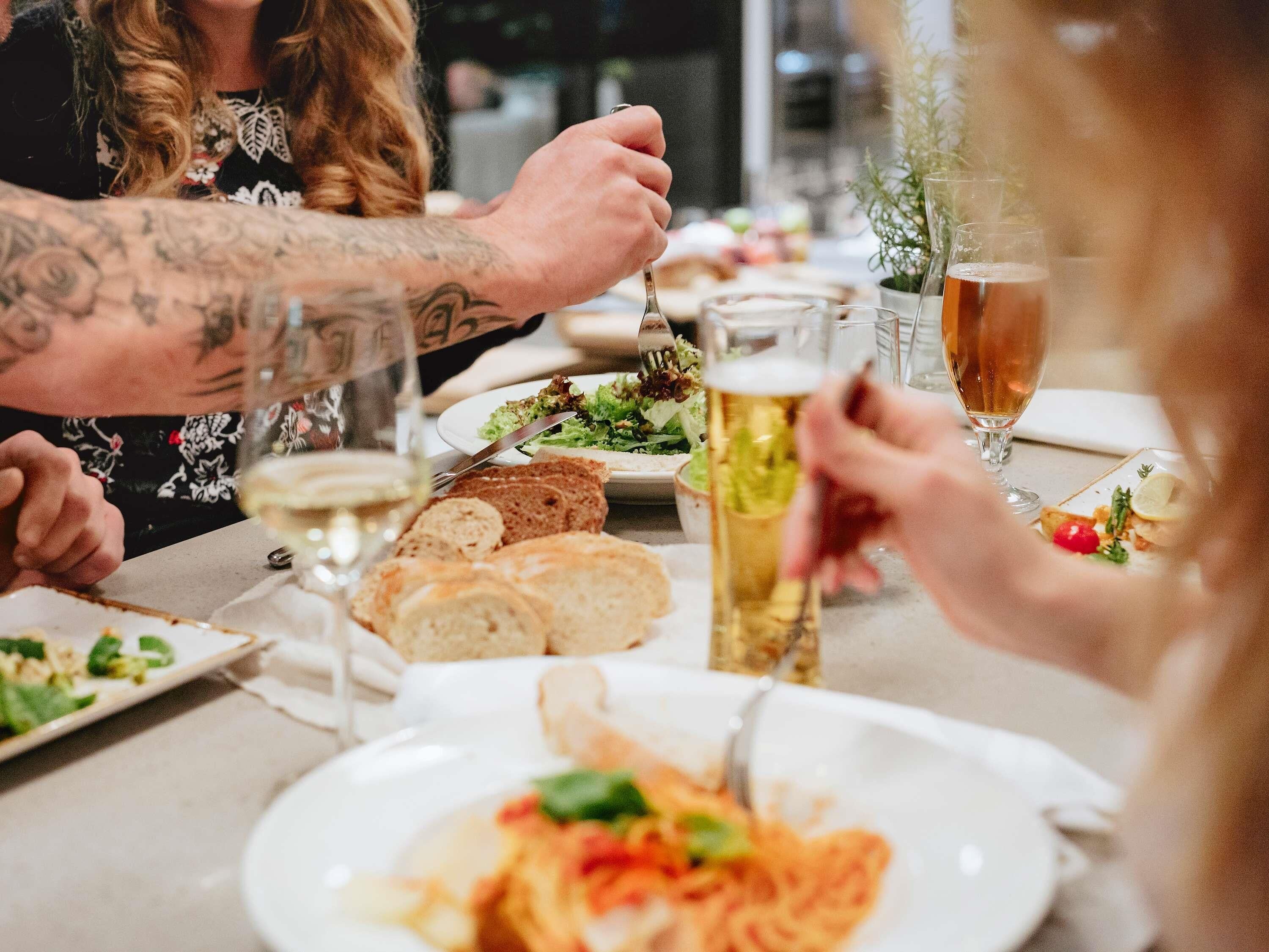 lunch and dinner served, french cuisine