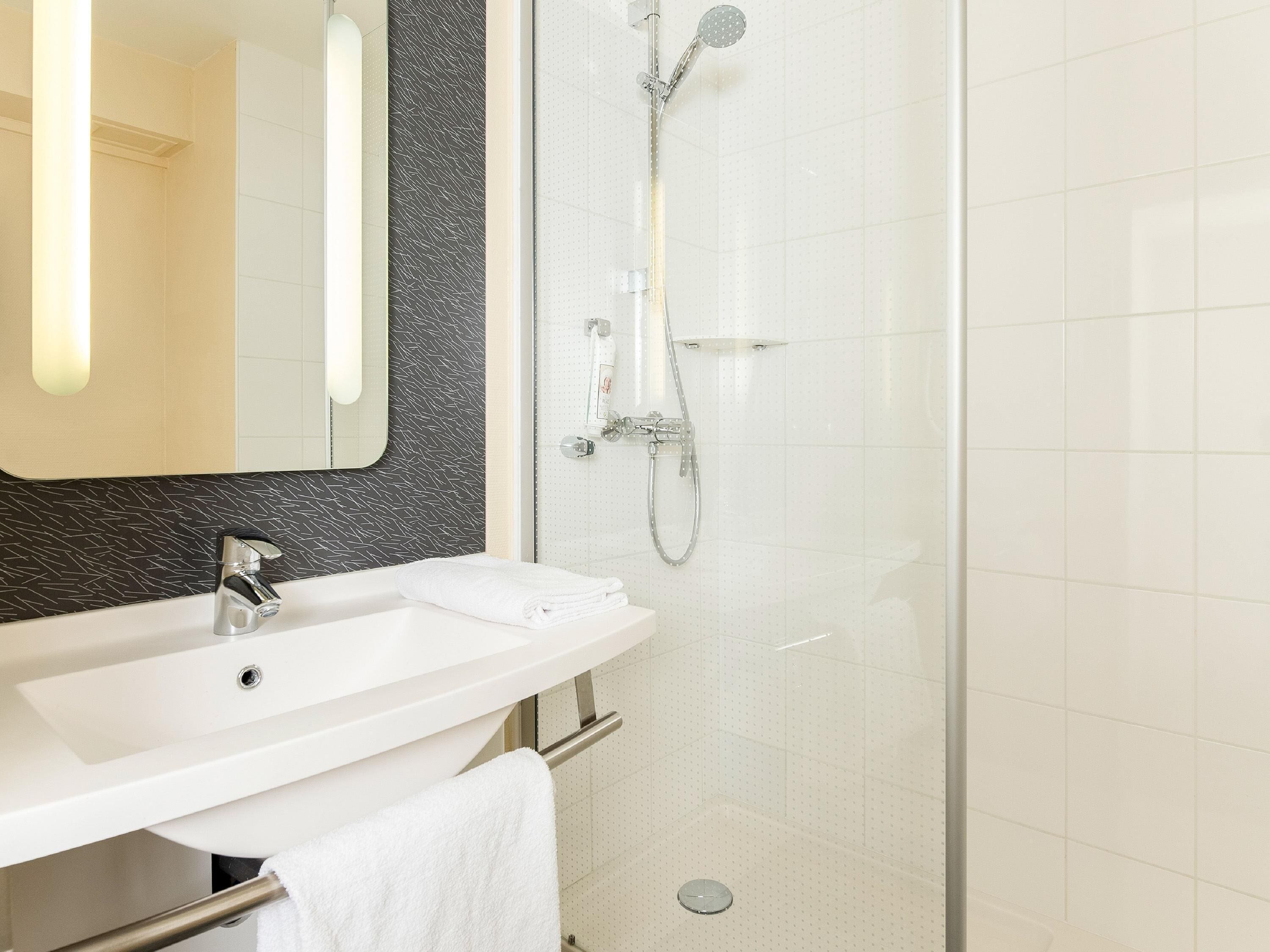 1 bedroom, Egyptian cotton sheets, premium bedding, in-room safe