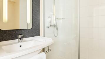 1 bedroom, Egyptian cotton sheets, premium bedding, in-room safe