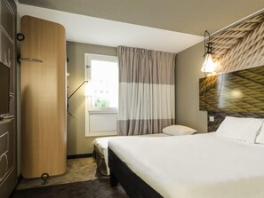 Standard Double Room, 1 Double Bed | 1 bedroom, Egyptian cotton sheets, premium bedding, in-room safe