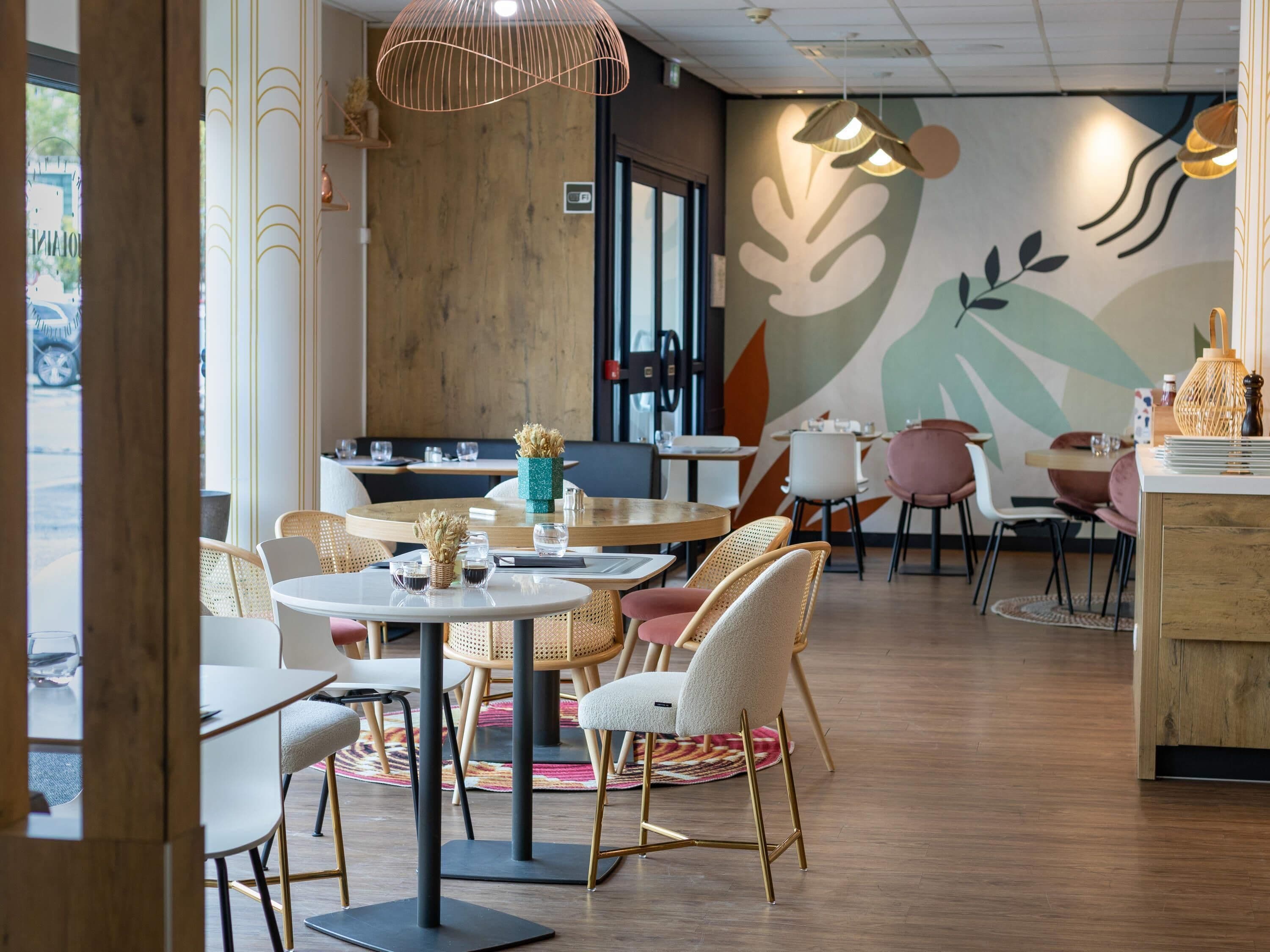 Serveert lunch en diner, Franse gerechten