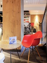 Daily buffet breakfast (EUR 13.9 per person)