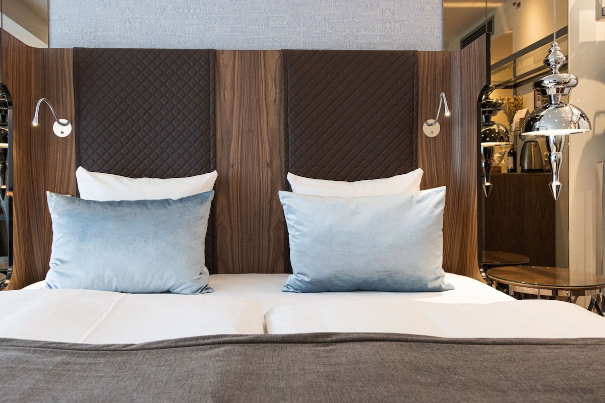 two double rooms next to each other | 1 bedroom, premium bedding, minibar, in-room safe