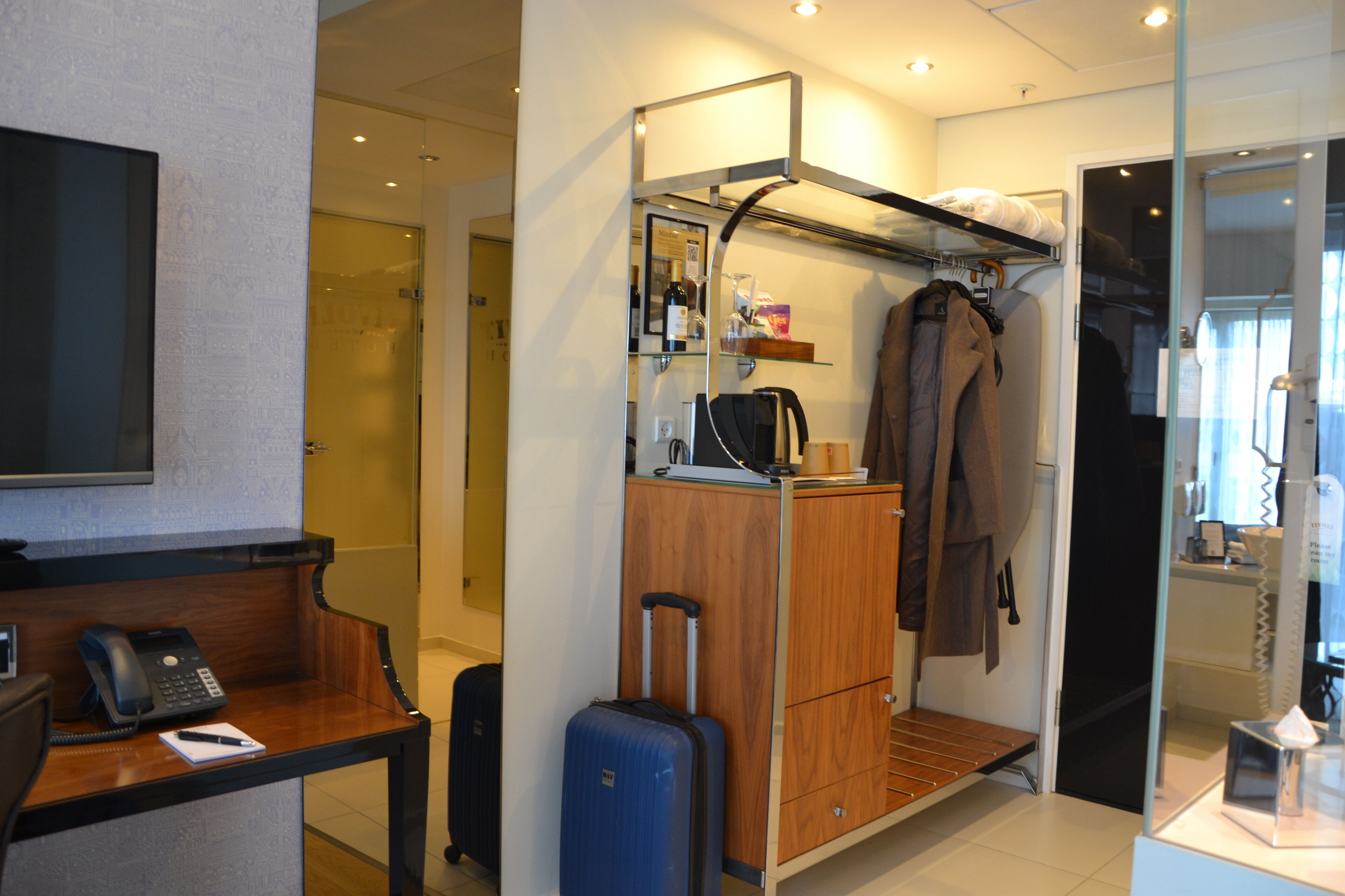 standard single room | 1 bedroom, premium bedding, minibar, in-room safe