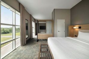 Suite, 1 Bedroom, Non Smoking, Mountain View
