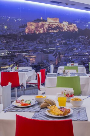 2 restaurants, breakfast served - Novus City Hotel (Athens)