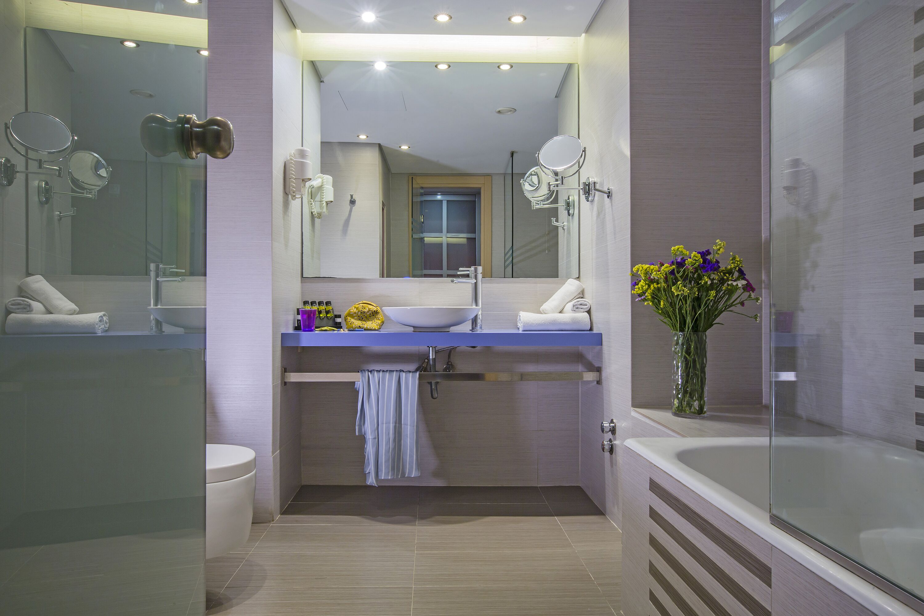 executive double room | bathroom | designer toiletries, hair dryer, towels