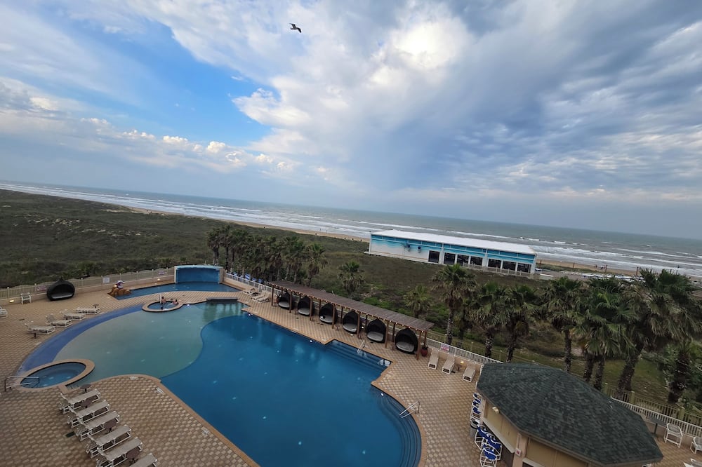 Hilton Garden Inn South Padre Island Beachfront