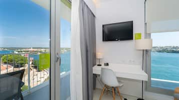 1 bedroom, minibar, in-room safe, desk