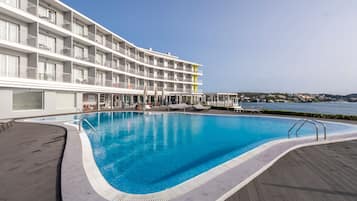 واجهة المنشأة