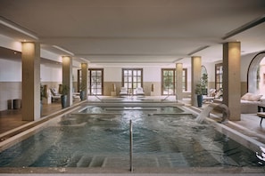 Salas de tratamiento para parejas, sauna y baño de vapor