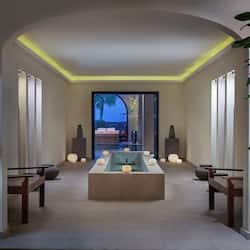 Couples treatment rooms, sauna, steam room, body treatments