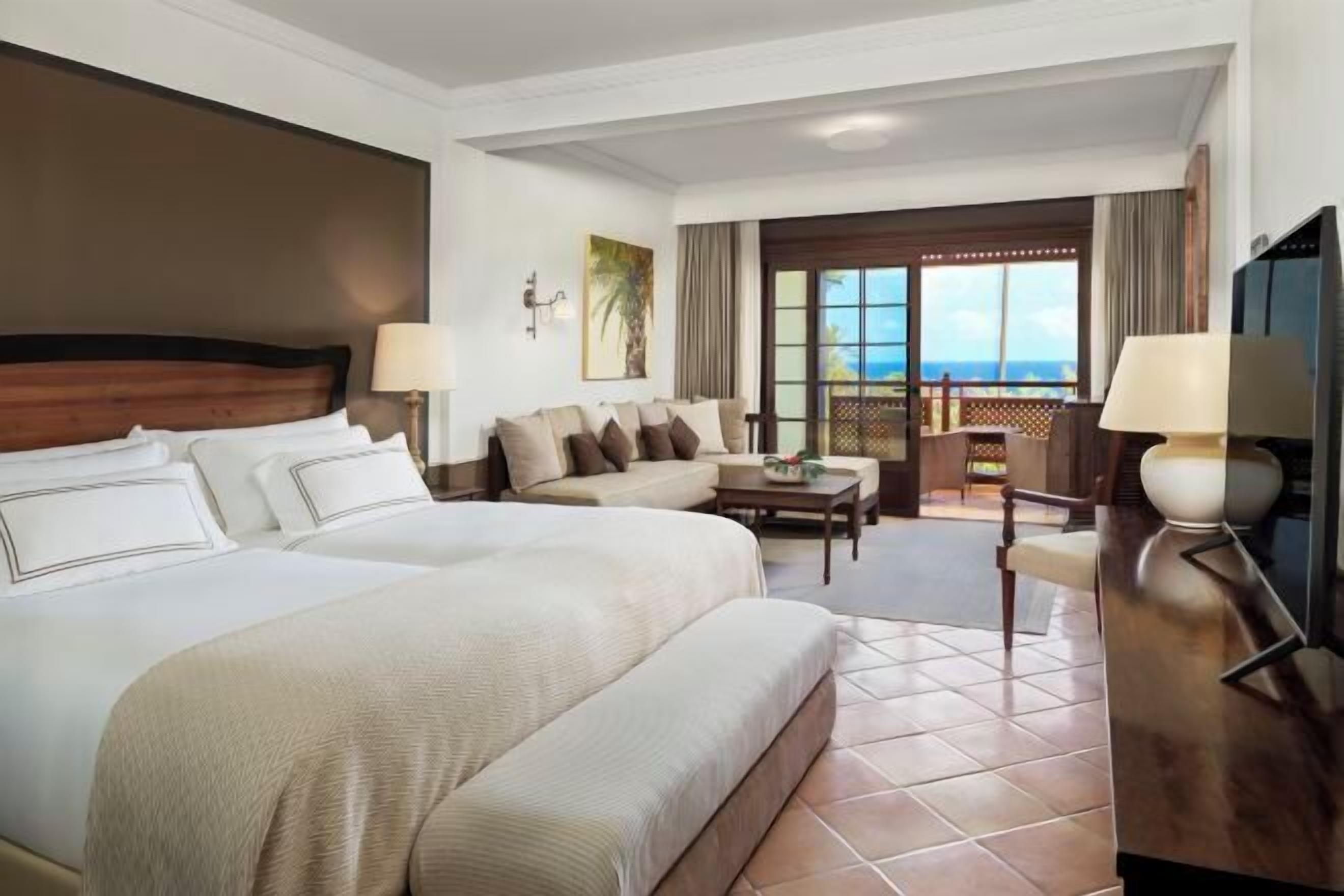 Premium bedding, down duvets, minibar, in-room safe