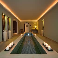 Couples treatment rooms, sauna, steam room, body treatments