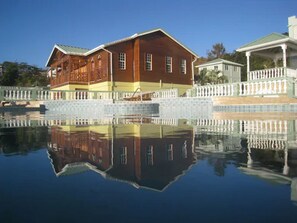 Exterior - Kalinago Beach Resort (St. George's)