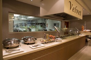 매일 영국식 아침 식사(1인당 ZAR 265)