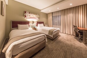 Premium bedding, in-room safe, desk, soundproofing - Holiday Inn Johannesburg - Rosebank by IHG (Johannesburg)
