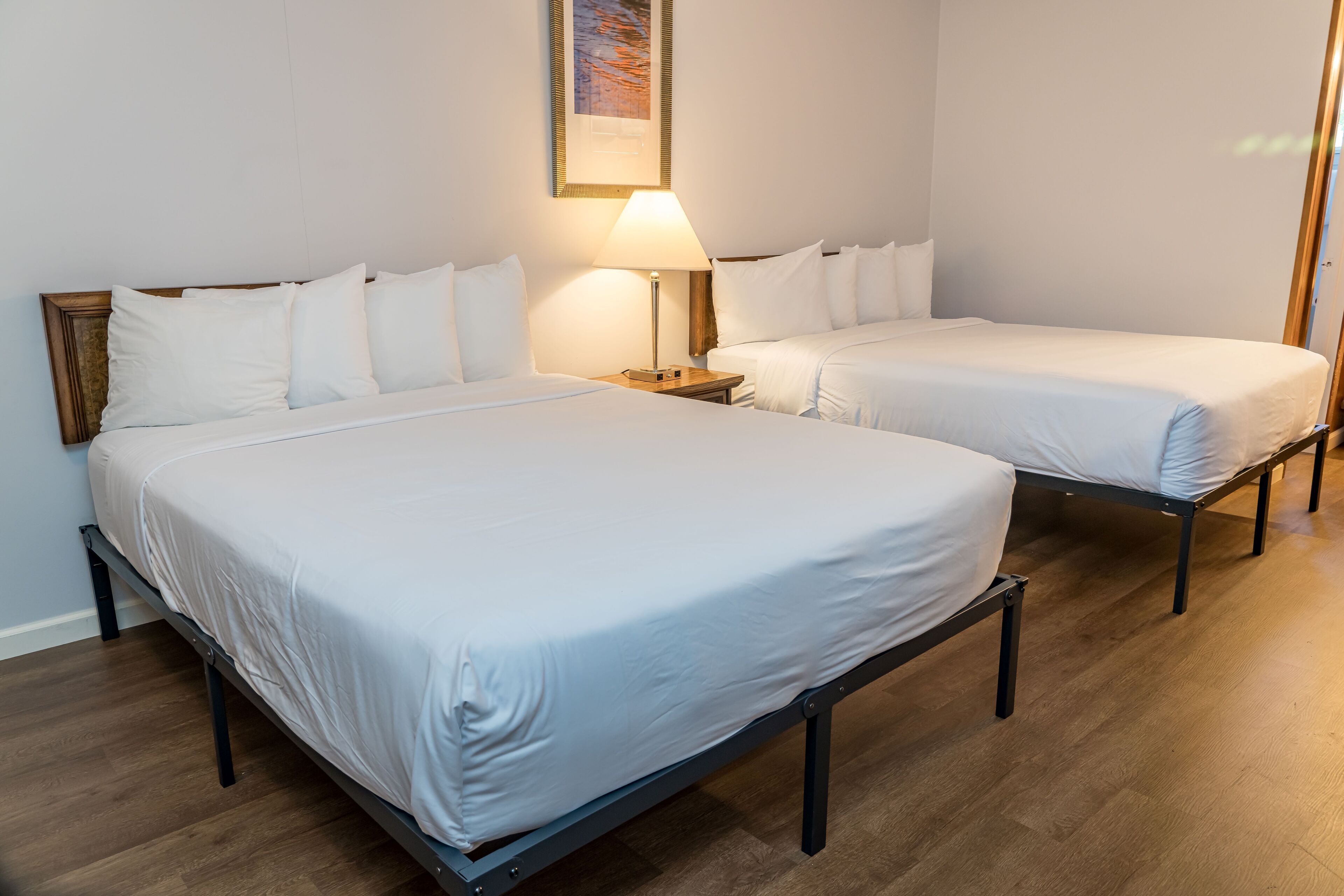 standard room, 2 queen beds, non smoking | park view