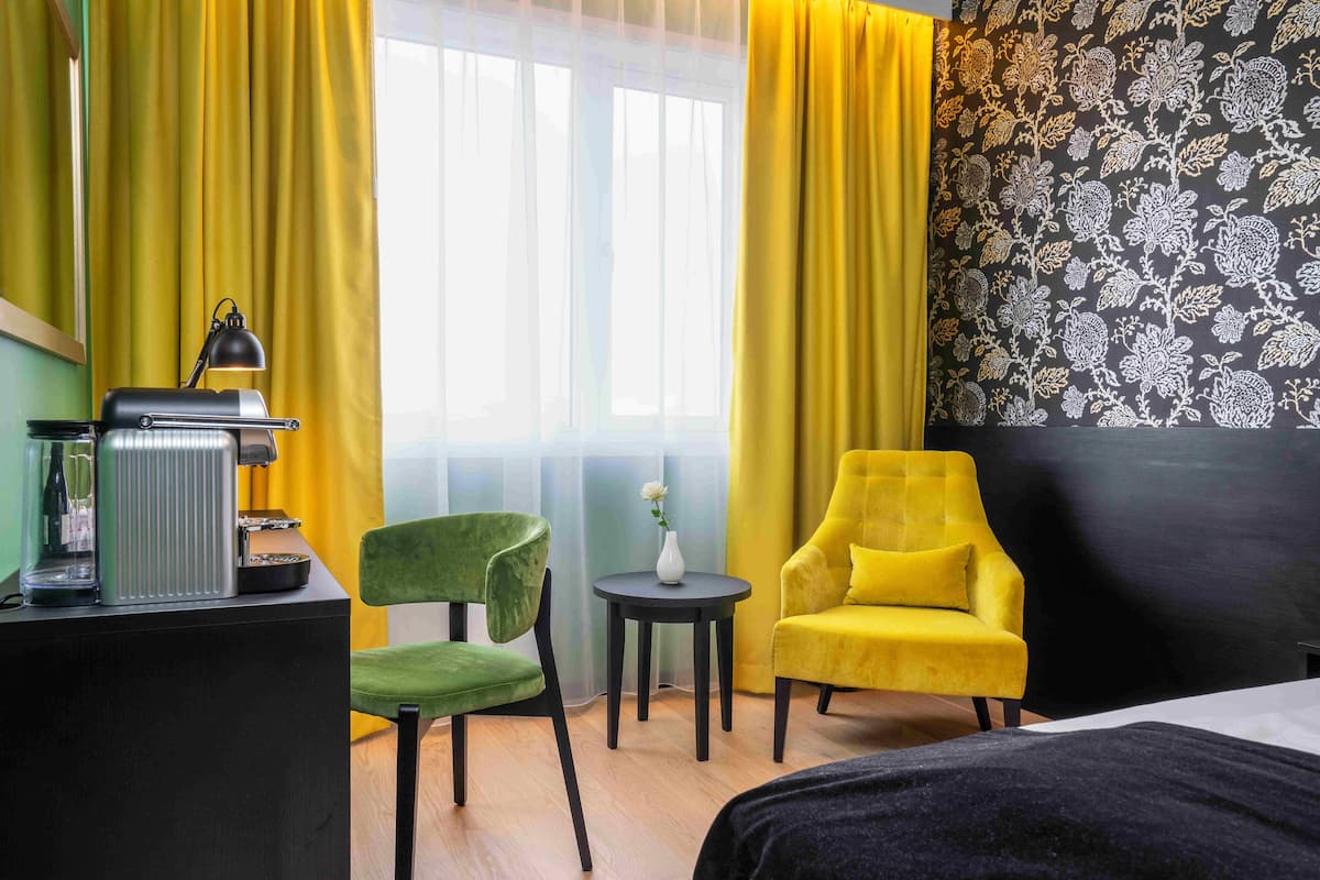Chambre Supérieure, non-fumeurs | Literie de qualité supérieure, surmatelas, minibar