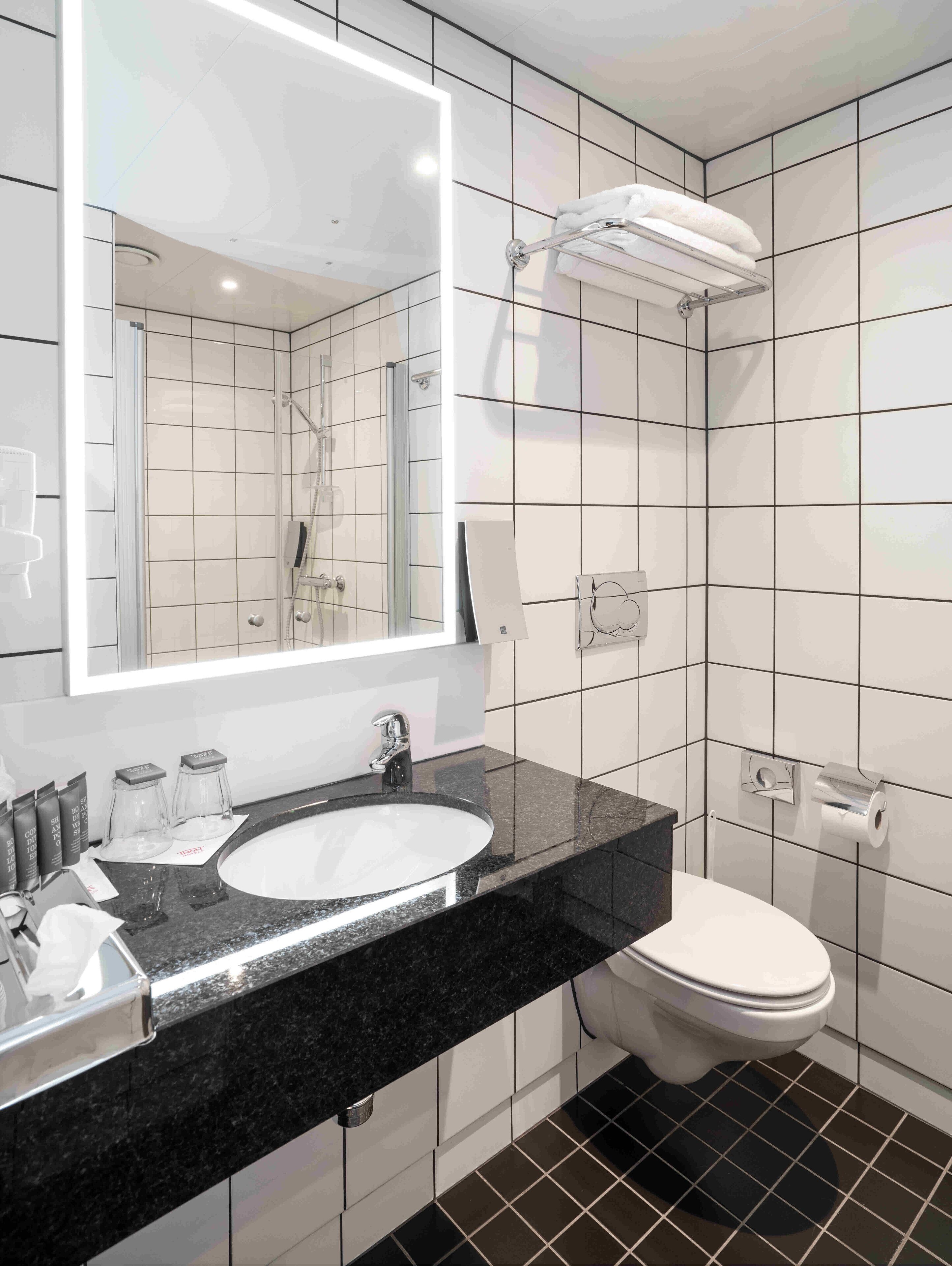 premium bedding, pillow-top beds, minibar, in-room safe