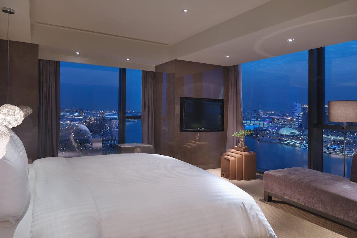 Ropa de cama de alta calidad, edredón y artículos del minibar gratis