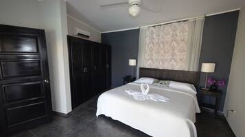 Five Bedroom Villa With Private Pool | 1 bedroom, desk, iron/ironing board, WiFi (free)