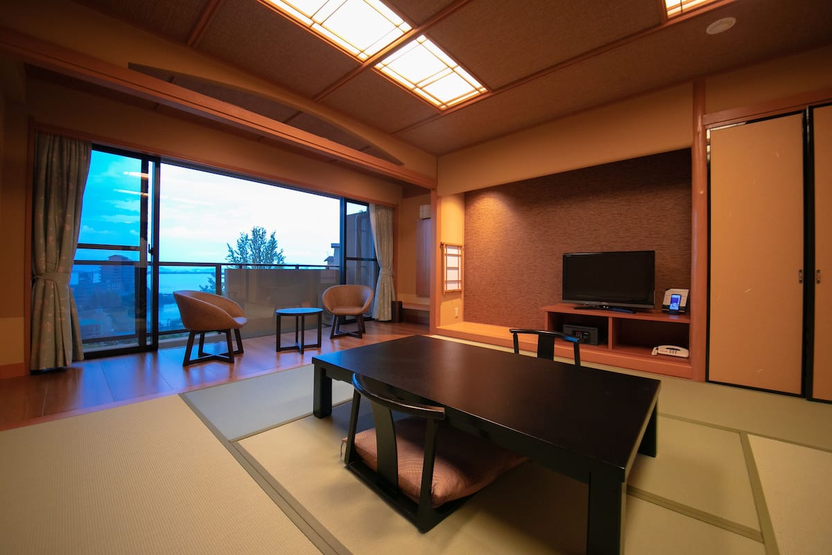 트래디셔널룸 (Japanese Style Room, 8 tatami) | 객실 내 금고, 방음 설비, 간이 침대, 무료 WiFi