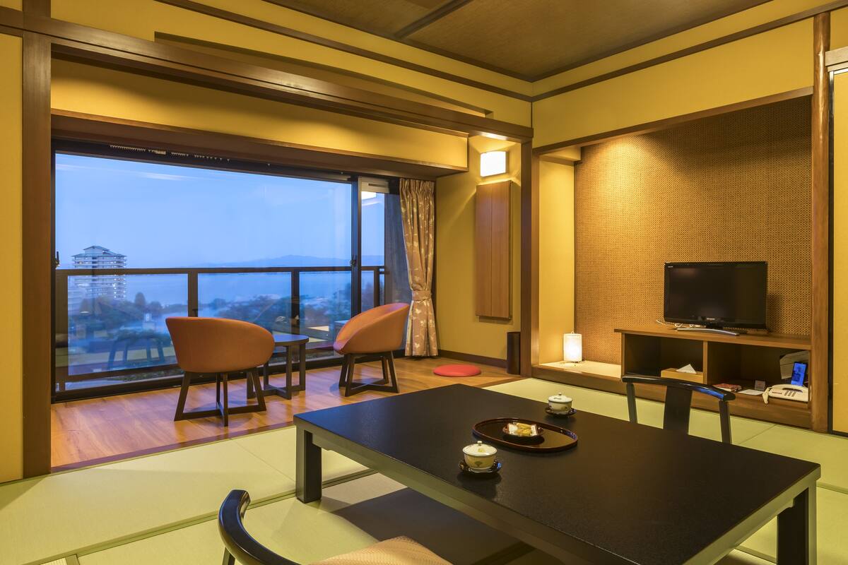 트래디셔널룸 (Japanese Style Room, 10 tatami) | 객실 내 금고, 방음 설비, 간이 침대, 무료 WiFi