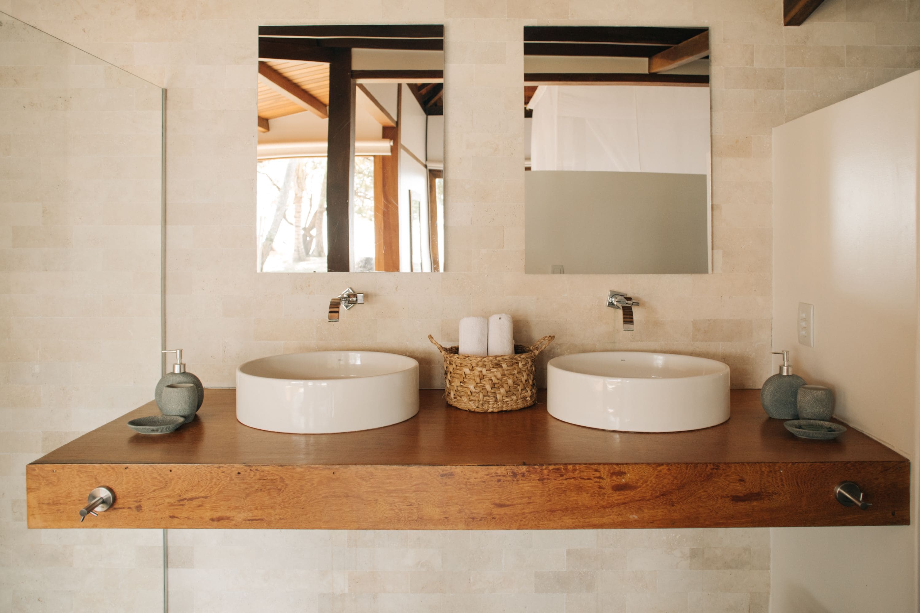 bangalo top | 1 bedroom, minibar, in-room safe, blackout curtains