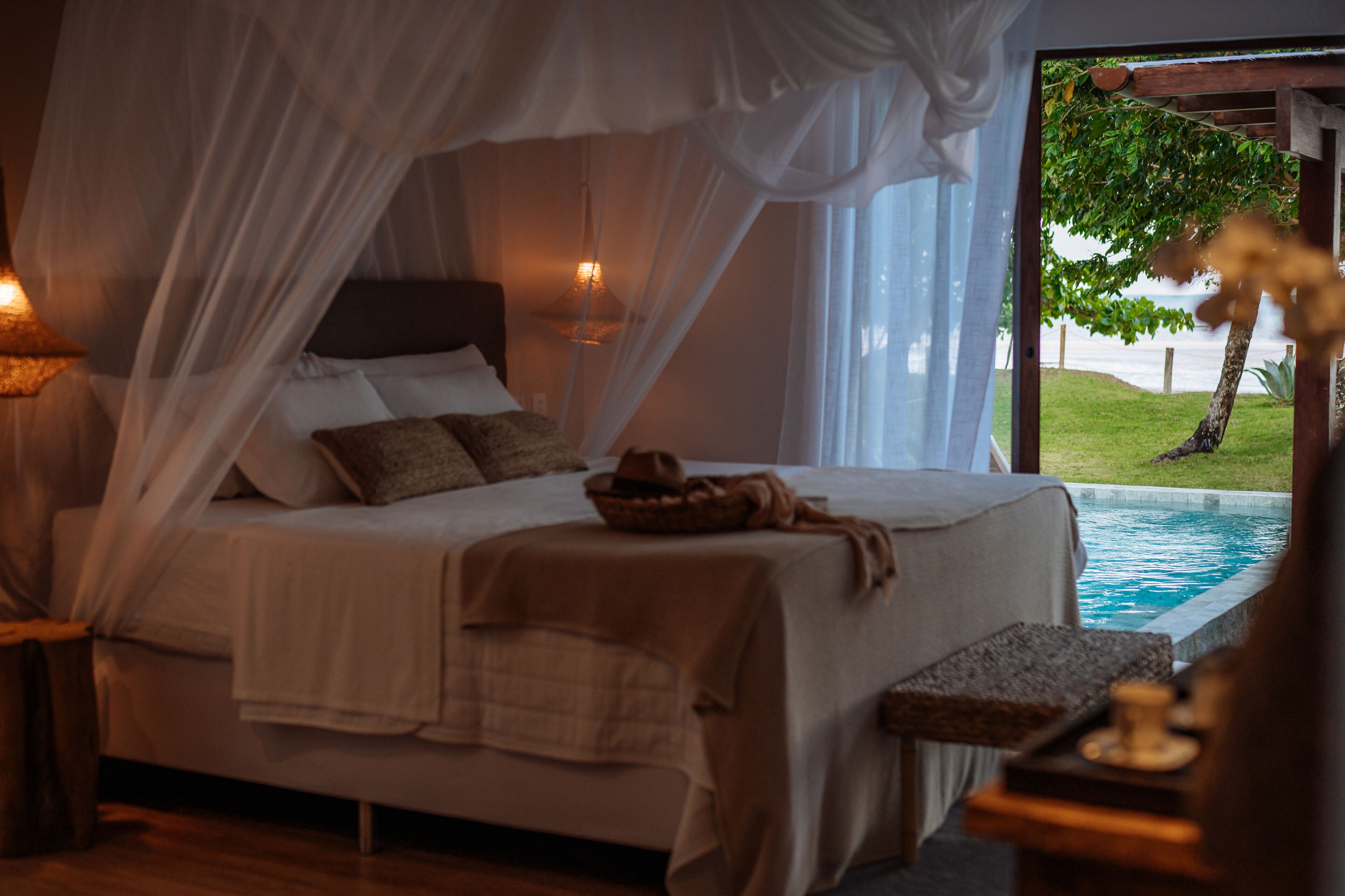 Room | Minibar, in-room safe, blackout curtains, free WiFi