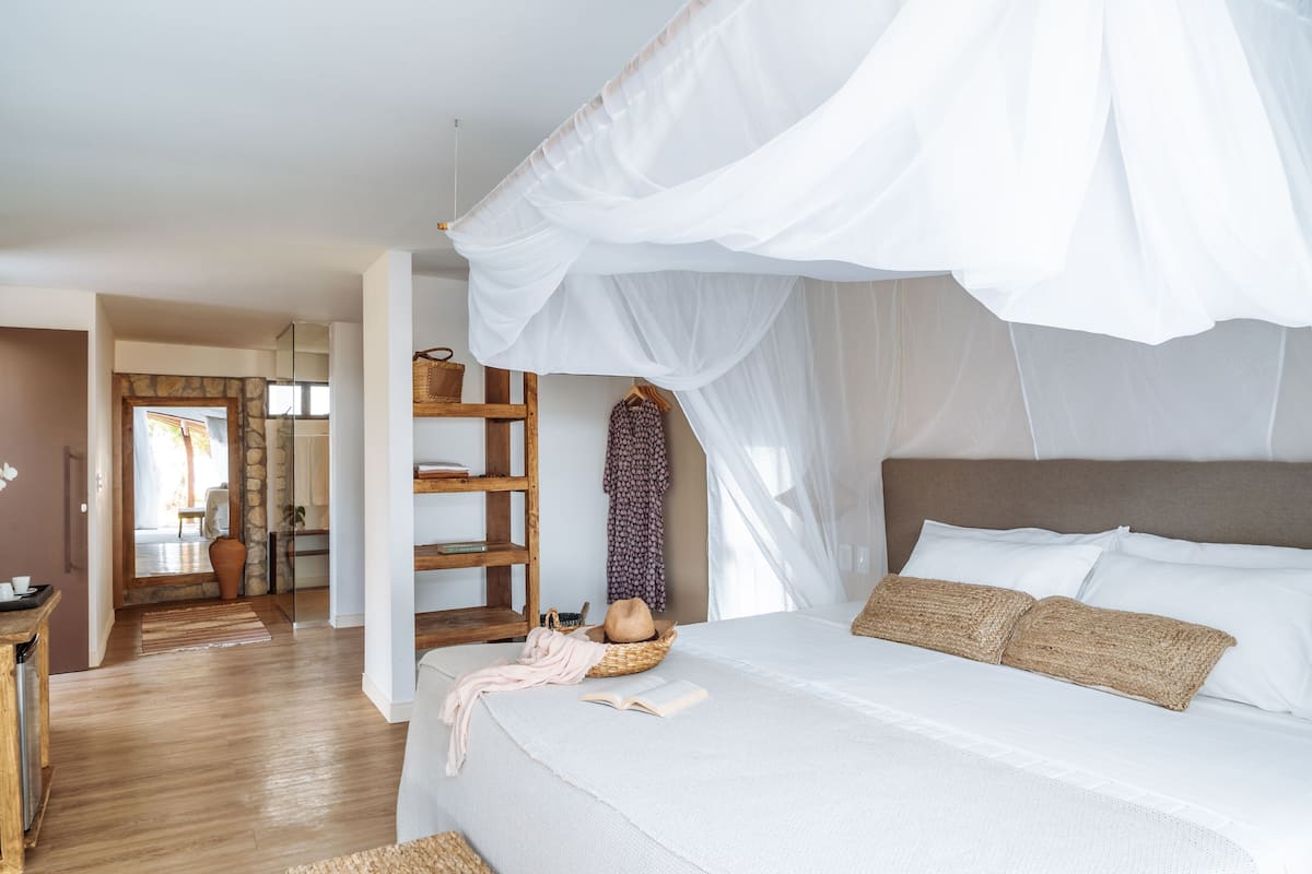 room | 1 bedroom, minibar, in-room safe, blackout curtains