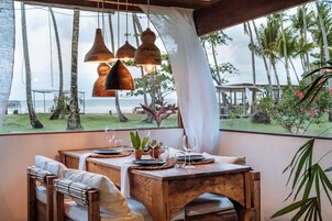 2 restaurants, breakfast, lunch, dinner served; Mediterranean cuisine