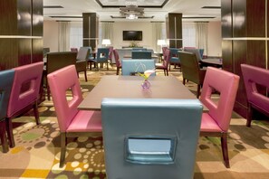 Free daily buffet breakfast - Holiday Inn Express & Suites Houston NW/Beltway 8 West Road by IHG (Houston)