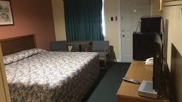 Habitación | Baño | Ducha y bañera combinadas y toallas