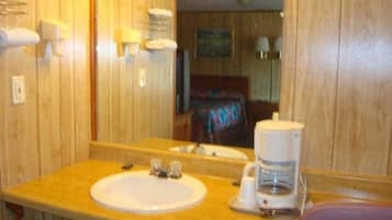 Bathroom sink