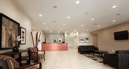 Ramada by Wyndham College Station