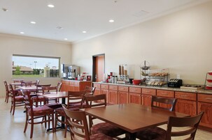 Free daily full breakfast