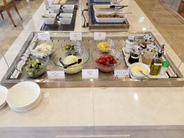 Desayuno buffet todos los días (con cargo)