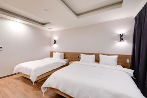 Room - Hotel M (Seoul)