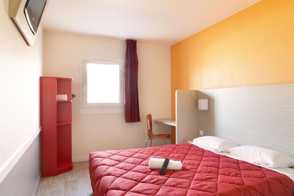 Standard Room, 1 Double Bed | Premium bedding, desk, soundproofing, free WiFi - Hotel Première Classe Maubeuge - Feignies (Feignies)
