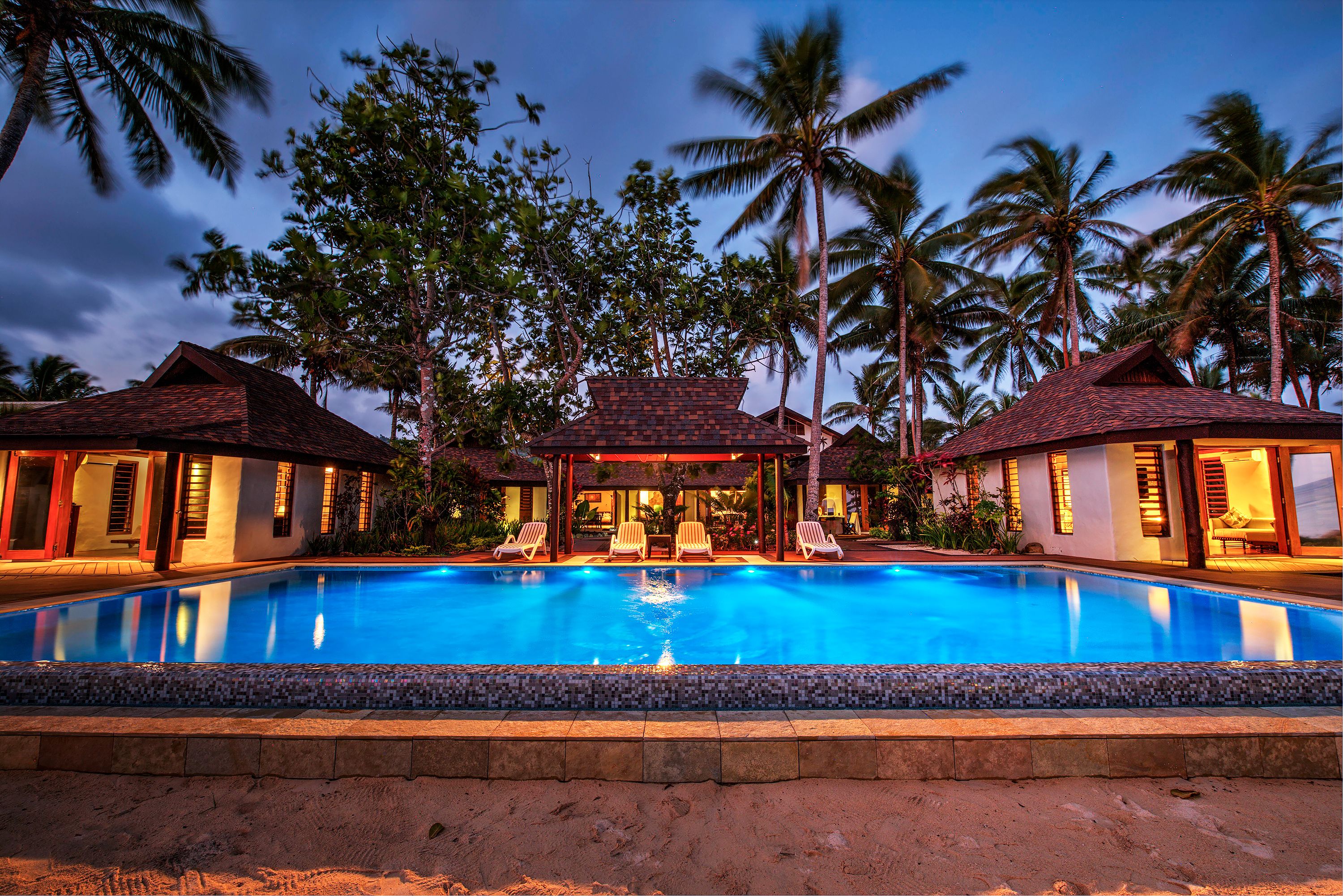 outdoor pool, pool loungers