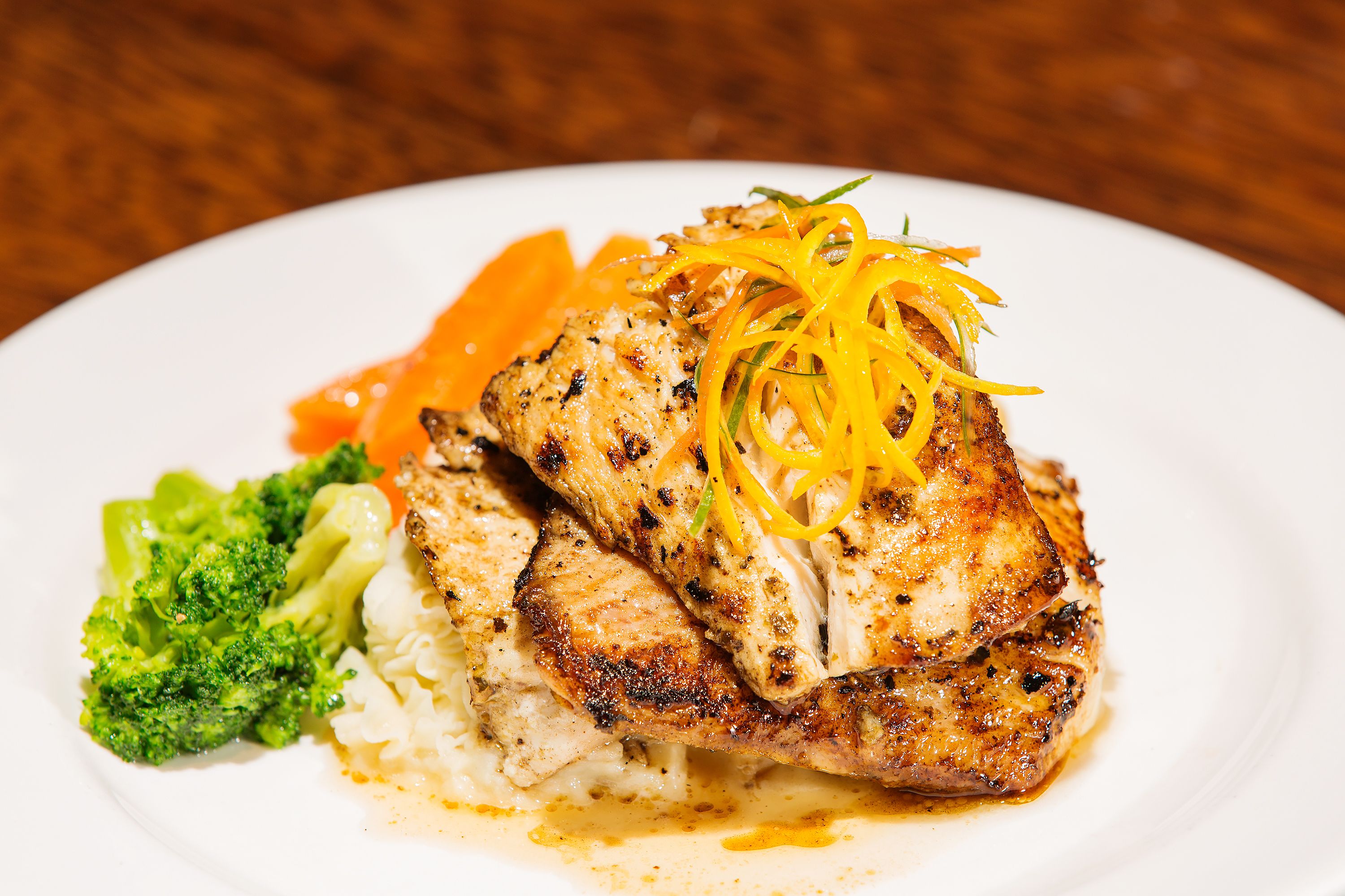 breakfast, lunch, dinner served; international cuisine