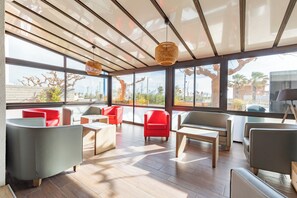 منطقة الجلوس في الردهة